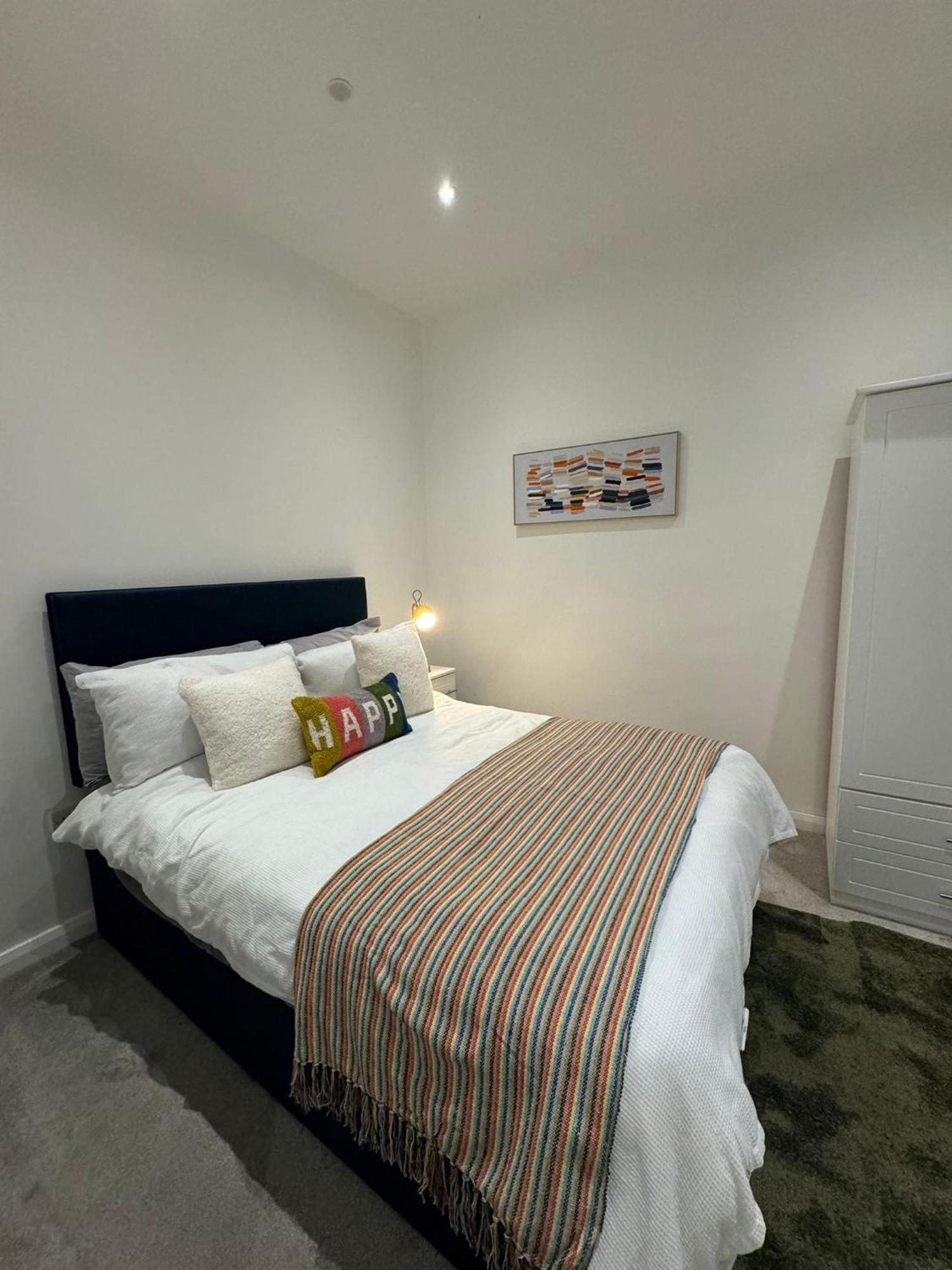 Modern Apartment With Sea Views Portrush Exterior photo